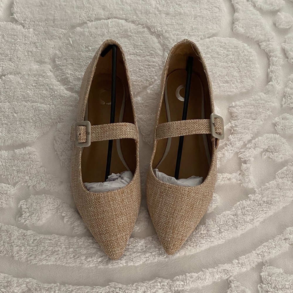 Journee Collection Tan Women's Flats with Buckle